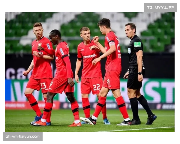 阿贾克斯欧冠五战全败仅进一球 数据复盘显示其进攻组织效率与防守韧性不足